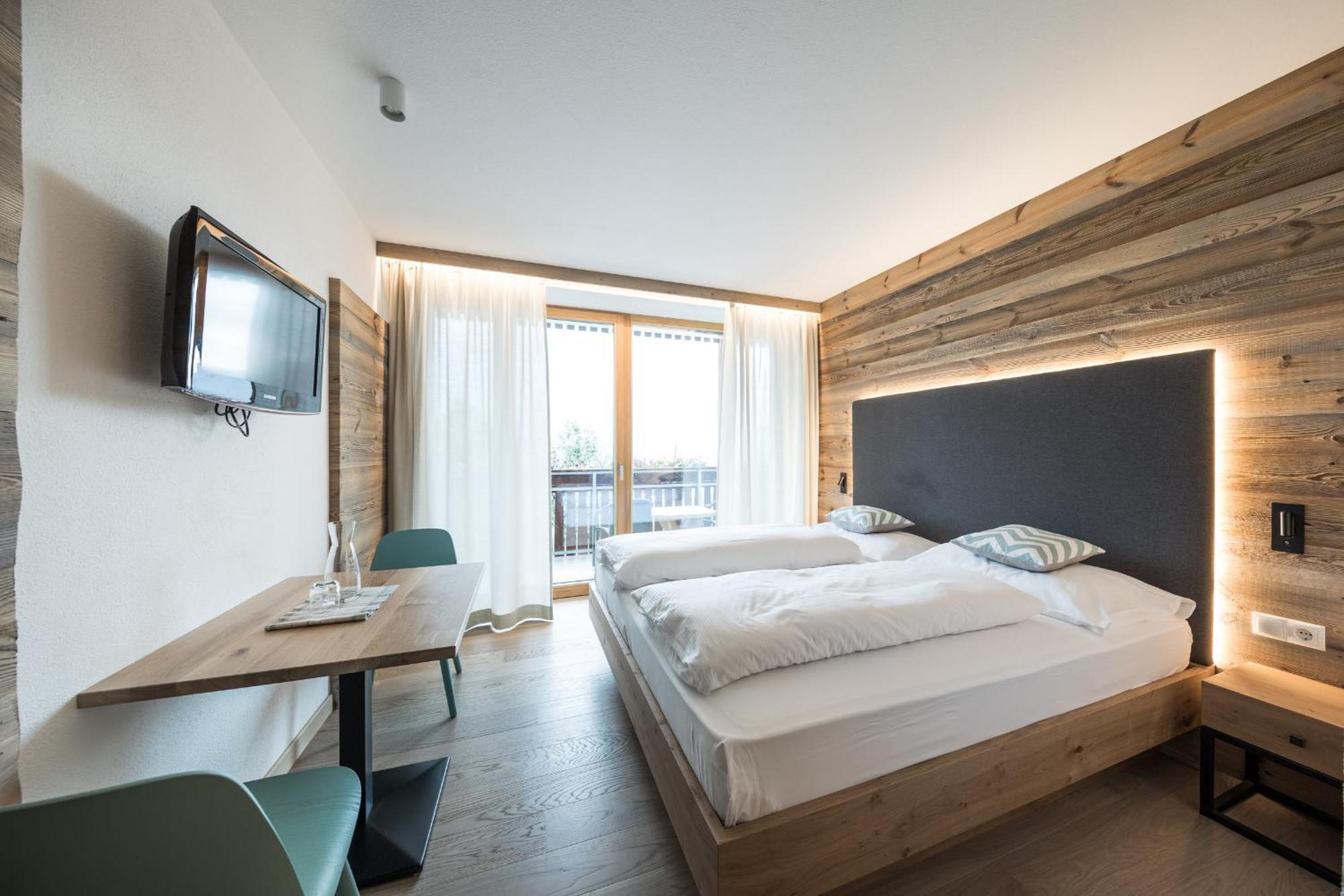 Hotel Petrus بَرونيكو المظهر الخارجي الصورة