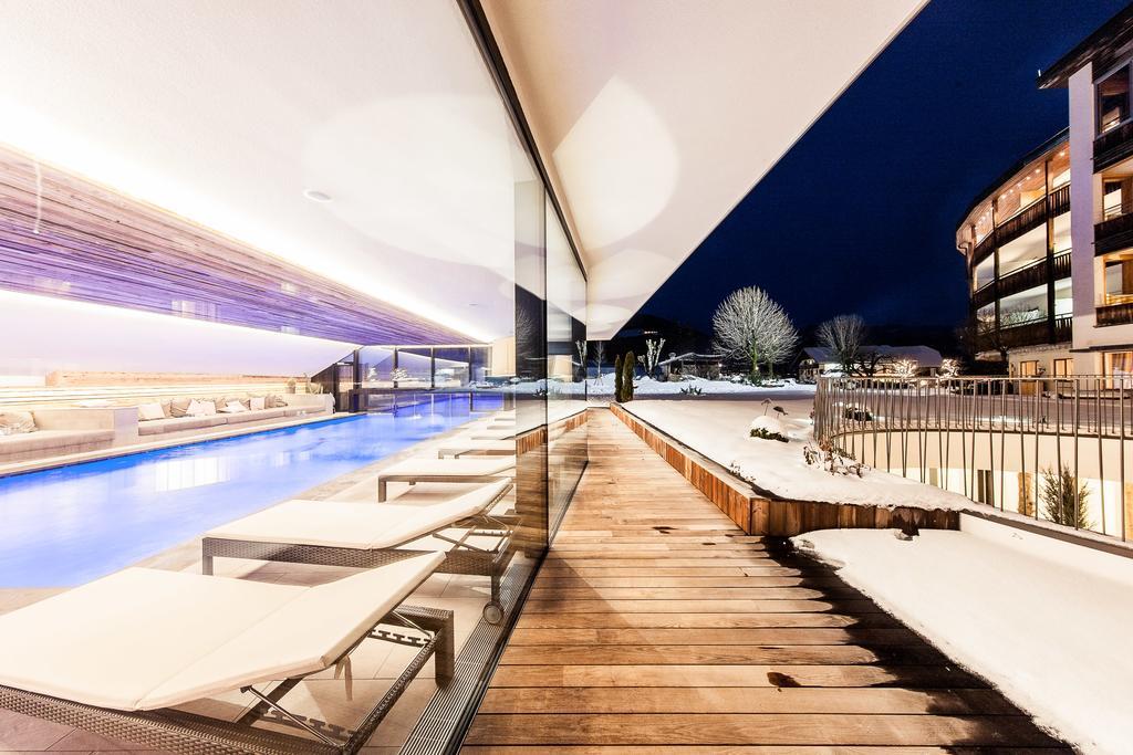 Hotel Petrus بَرونيكو المظهر الخارجي الصورة